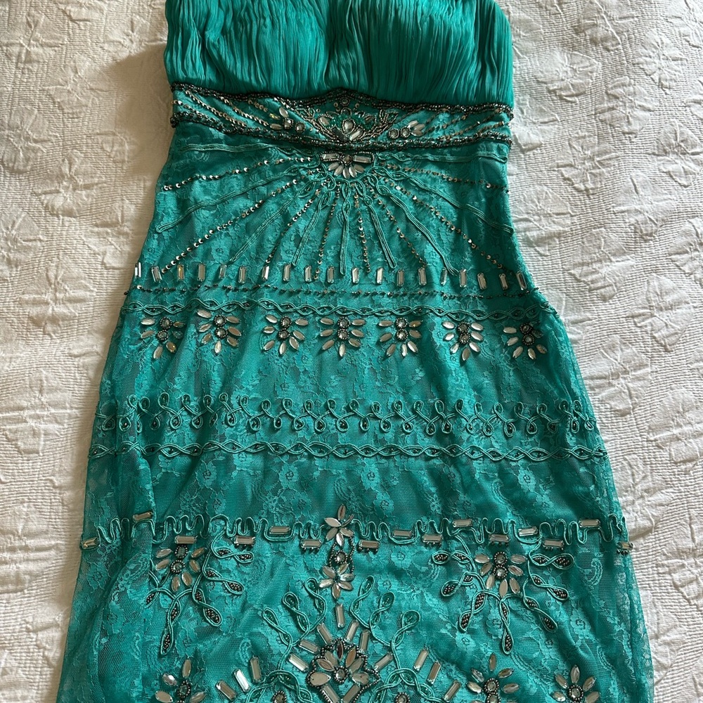 Sue Wong Green Strapless Sheath Dress
